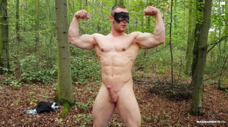 Hunk jerking off outdoors