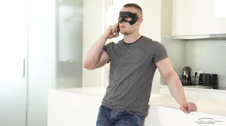 Masked hunk jerking off